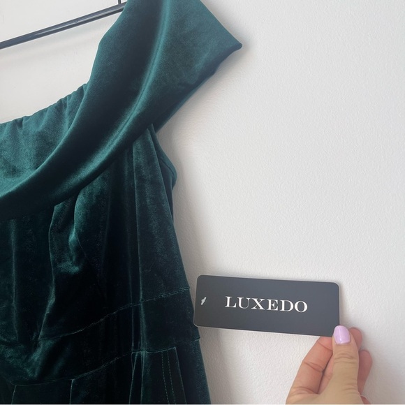 Luxedo Size 2X NWT Emerald Green Formal Dress - Picture 5 of 13